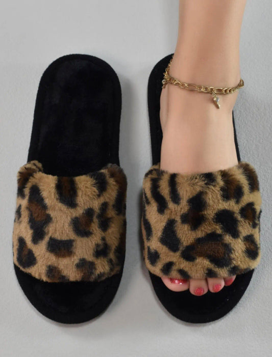 Lush Plush Safari Slipper 8/9